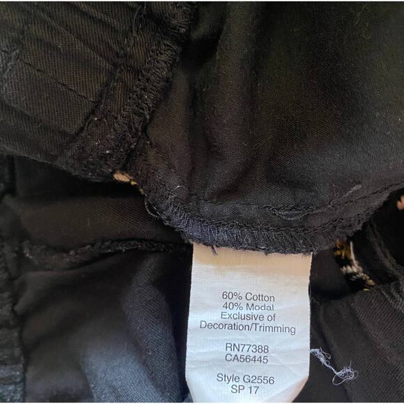 Madewell Black Embroidered Women Shorts small - Picture 5 of 5